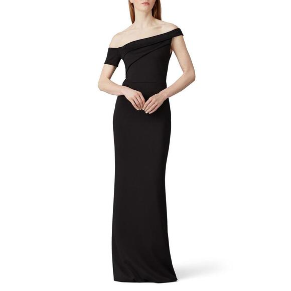 Black Halo Black Zendaya Gown Size 4 with tear